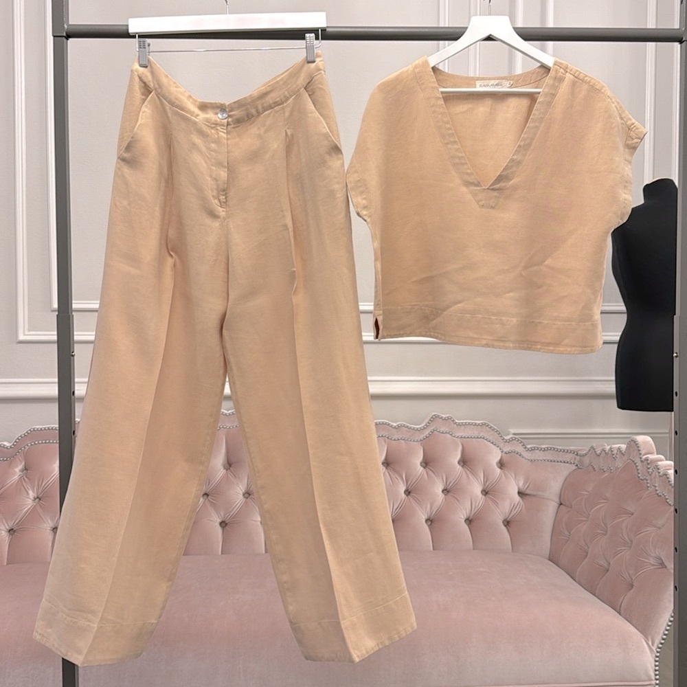 Flavia Aranha Linen Two-Piece Set | Pants + V-Neck Top | Neutral Beige | Read